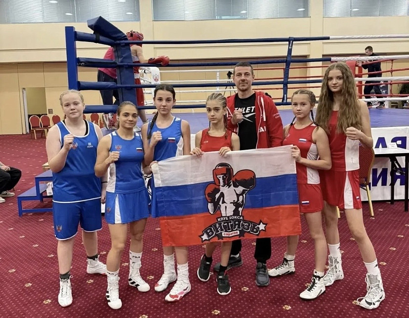 Саратовские спортсменки завоевали 5 медалей кубка по боксу 
