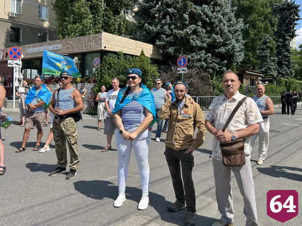 Саратовские десантники отметили 96-ю годовщину образования ВДВ 