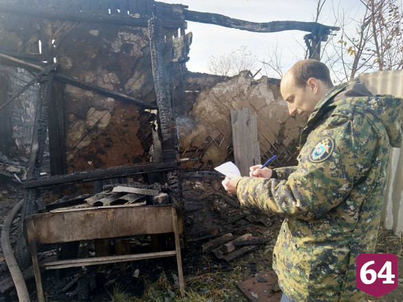 В сгоревшем доме обнаружили труп пожилого хозяина