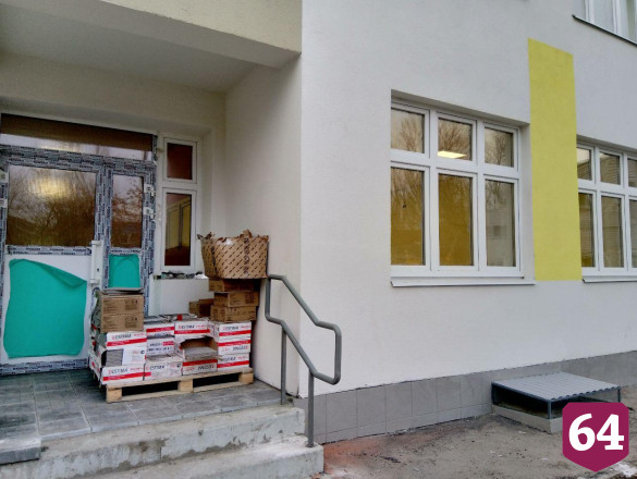 Строителям указали на недочеты в новых детских садах Саратова 