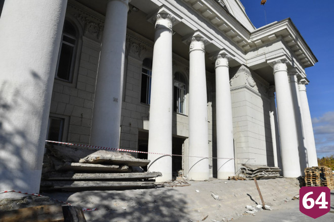 Озвучена дата завершения реконструкции театра оперы и балета в Саратове