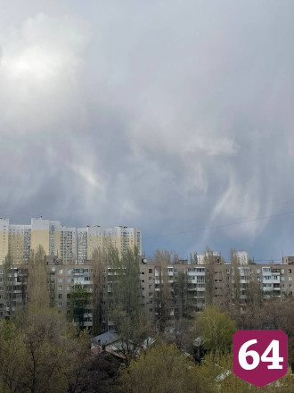 На Волге в Саратове наблюдается шторм