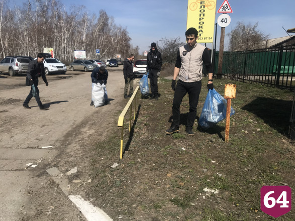 После субботника с Кумысной поляны вывезли 42 кубометра мусора