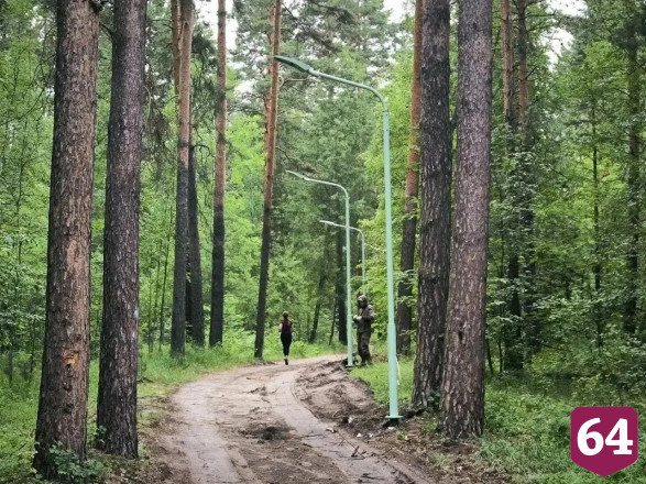 В Саратовской области благоустроили лесопарк с вековой историей