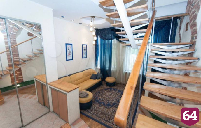 В Саратове продают квартиру в архитектурном памятнике в стиле модерн