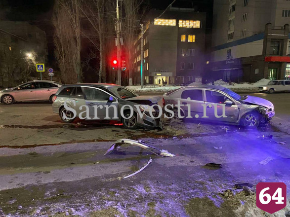 В Саратове попала в ДТП беременная женщина с 5 детьми