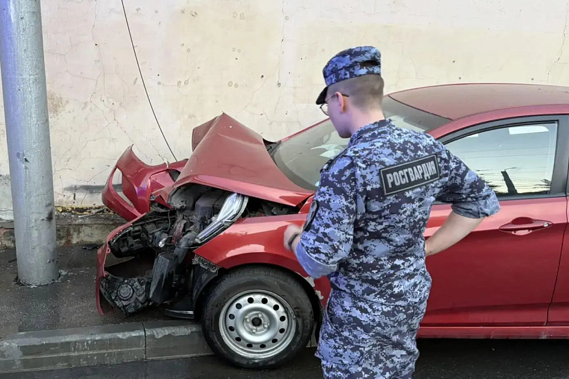 В Саратове женщина попала в аварию из-за сердечного приступа