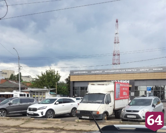 Полиция проверит подозрительную рекламу в центре Саратова 