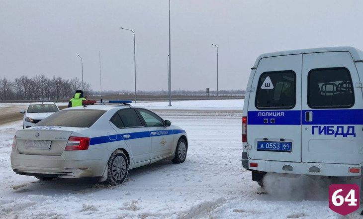 За час у аэропорта «Гагарин» поймали 9 нелегальных таксистов 