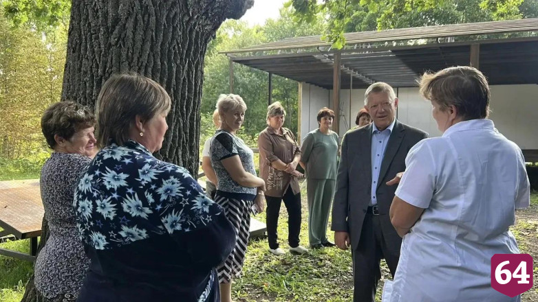 Сельчане пожаловались депутату Госдумы на подрядчика по возведению ФАПов