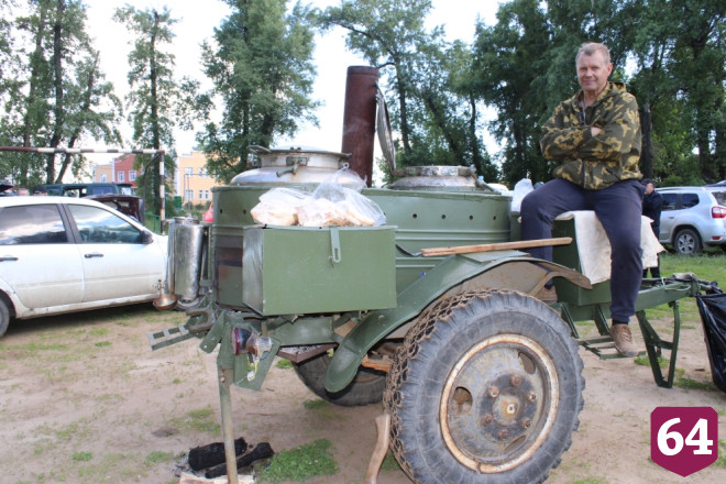 Русские борзые покорили зрителей на саратовской выставке собак