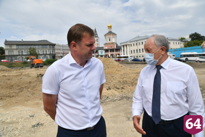Губернатор раскритиковал темп ремонта набережной Саратова