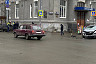 В центре Саратова автомобиль врезался в столб на тротуаре
