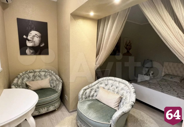 Под Саратовом за 36 миллионов продают квартиру со статуей мастифа
