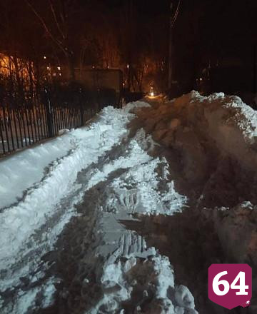 Подрядчика обяжут восстановить сломанный «Бобкэтом» забор школы