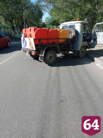 В Саратове пенсионерку сбила поливальная машина 