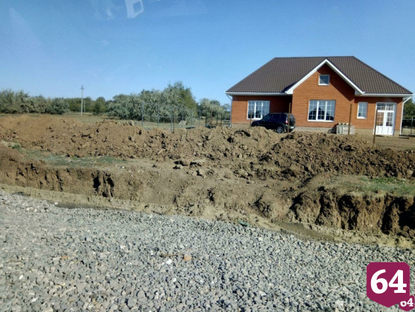 Саратовский губернатор припугнул дорожников жителями с палками 