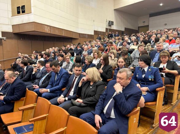 Бусаргин призвал чиновников активнее участвовать в нацпроектах