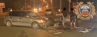 В Энгельсе в аварии с легковушкой пострадал 15-летний мотоциклист