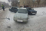 В Саратове легковушка задавила женщину после массовой аварии