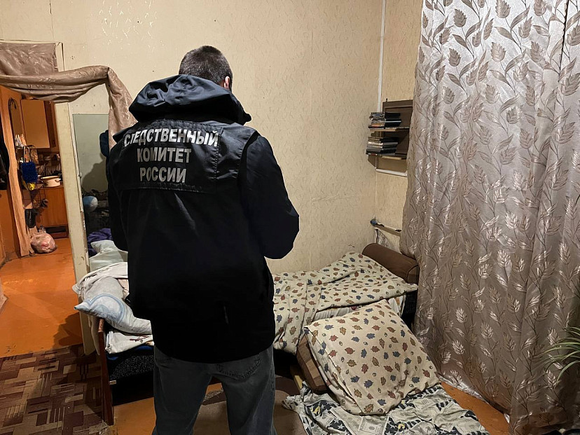 В Энгельсе мужчина зарезал гостью