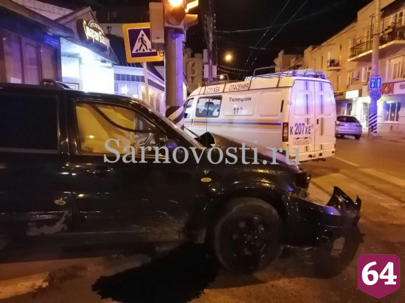 Рядом с «Лазурным» участники ДТП снесли дорожные знаки
