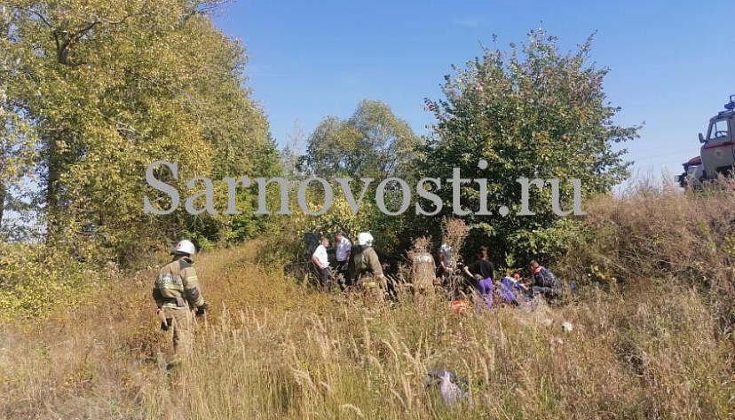 Под Саратовом в ДТП разбились четверо взрослых и двое подростков 
