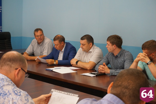 В Саратове 40 домов переведут на прямые расчеты из-за долгов УК
