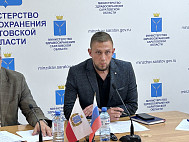 Саратовцев призвали не прислушиваться к советам по лечению от родственников 