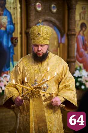 В Балаково освятили возрожденный Свято-Троицкий кафедральный собор