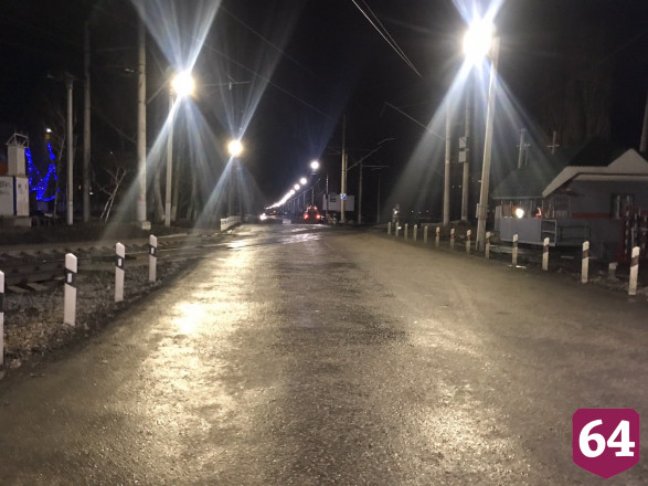 В Саратове мужчину в наушниках сбил поезд