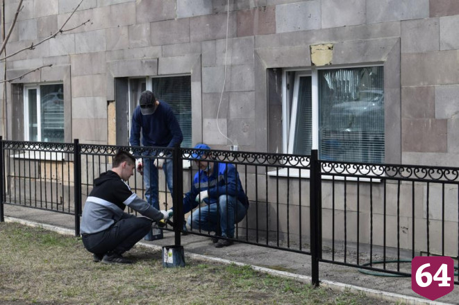 Саратовцы убирали город в «чистый» четверг
