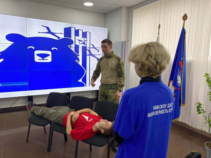 В Саратовской области готовят волонтеров для работы в новых регионах