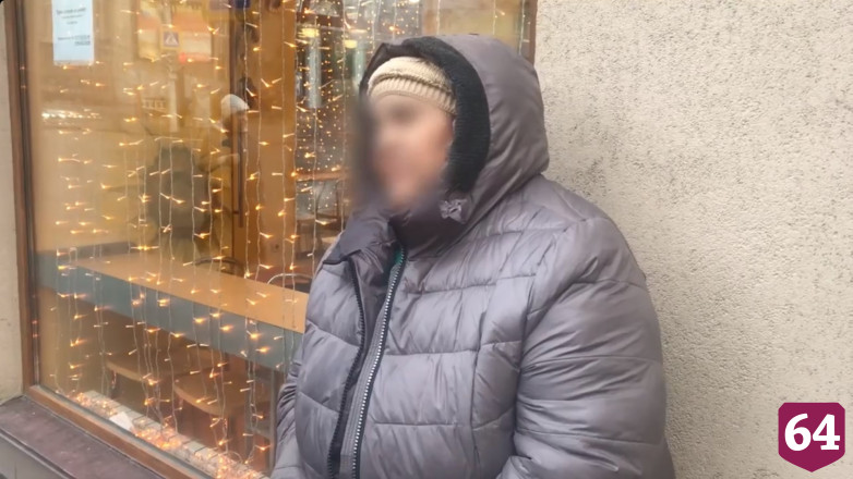 В Саратове карманница «спонтанно» обворовала пассажирку маршрутки