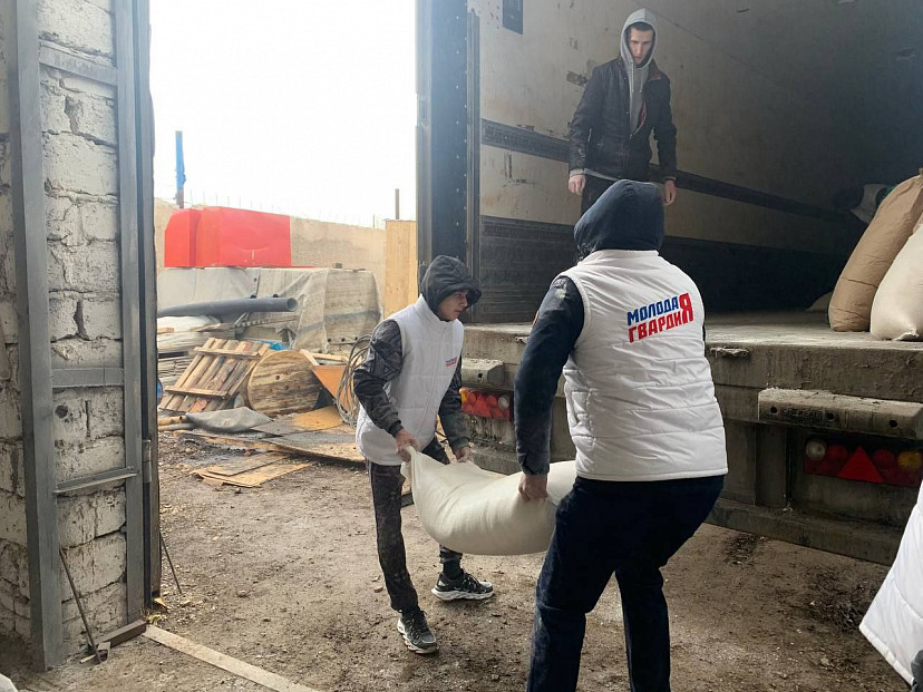 В Донбасс из Саратова ушел груз с гуманитарной помощью