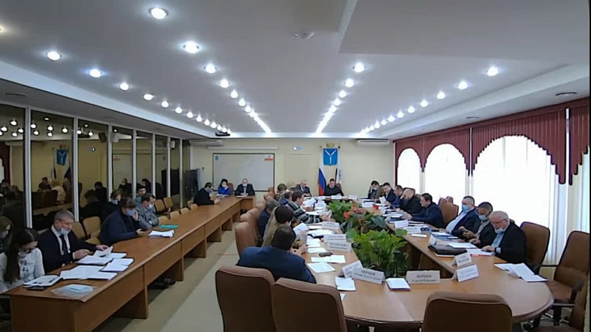 В Саратове намерены решить проблемы дольщиков с «задвоенными» квартирами