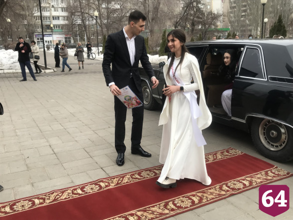 В Саратове на конкурсе красоты дарили драгоценности 