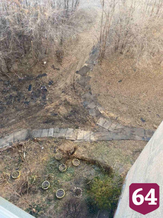 Саратовцам понравилась пешеходная дорожка из рубероида