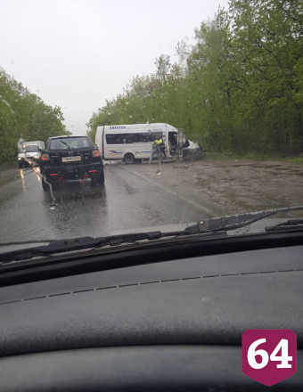 В ДТП с полицейской машиной на Кумысной поляне покалечились 5 человек