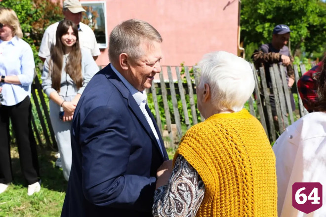 Депутат Госдумы помогает жителям Красноармейска с ремонтом дорог