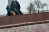 В Саратовской области дети прыгали над Вечным огнем