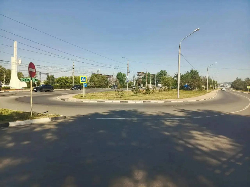 Центральный въезд в Энгельс полностью освободили от рекламных билбордов