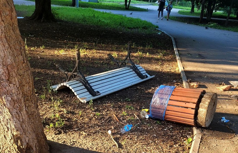 Горожане пожаловались на засилье пьяных на бульваре Рахова