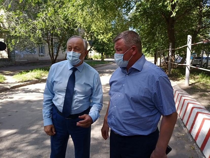 Губернатор призвал к идеальному состоянию улиц в Саратове