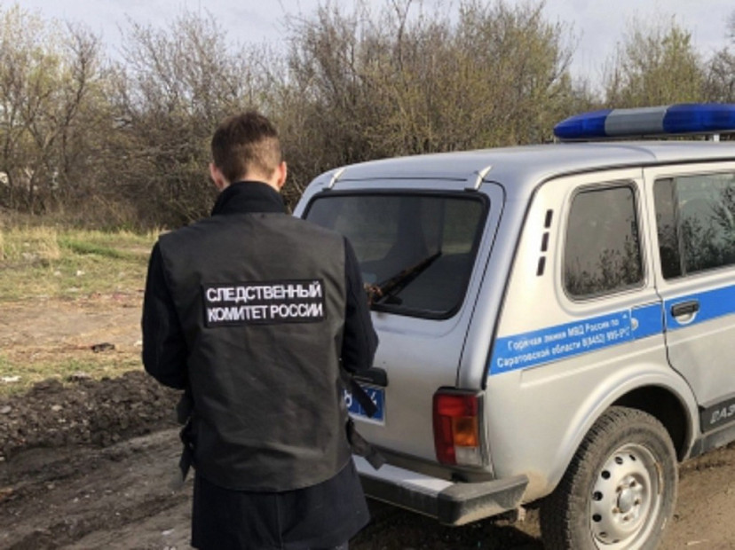 В Саратове прохожий обнаружил мертвую женщину