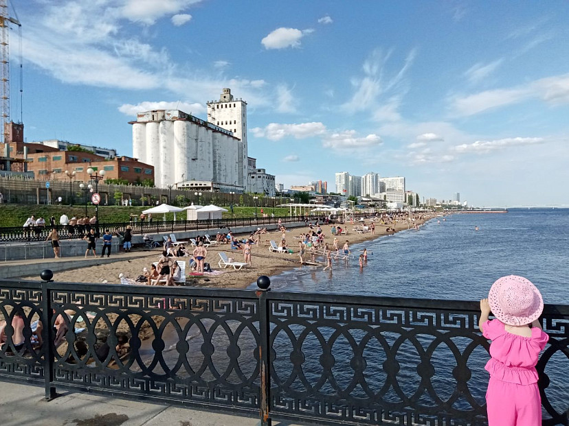 На пляже в Саратове запретили купаться