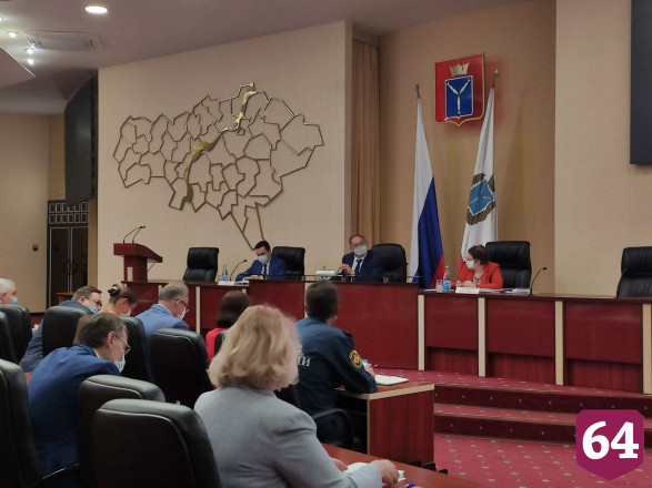 В Саратовской области открывают кладбища и сауны 