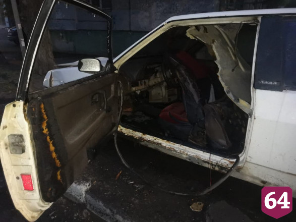 В Саратове горели 3 автомобиля