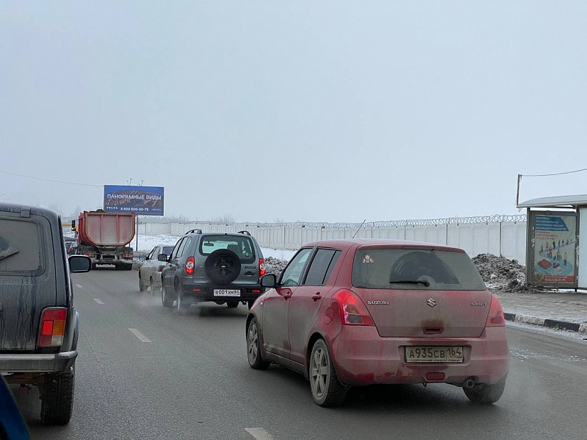 Саратов встал в 7-балльных пробках