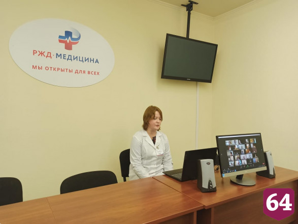 На саратовском вокзале пассажирам рассказали, как предупредить рак